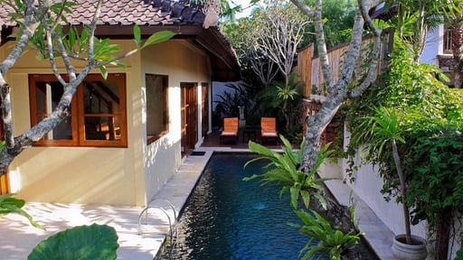 Villa Pyaar Kolam renang