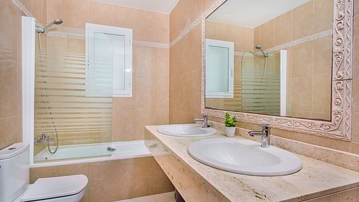 Villa Quiros 2 Bedroom 3