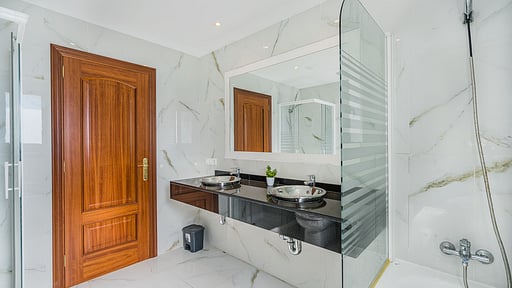 Villa Quiros 2 Bedroom 1