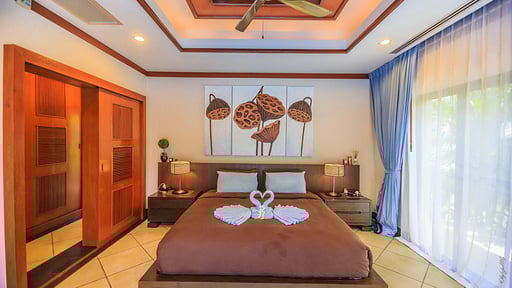 Villa Raas Bedroom 1