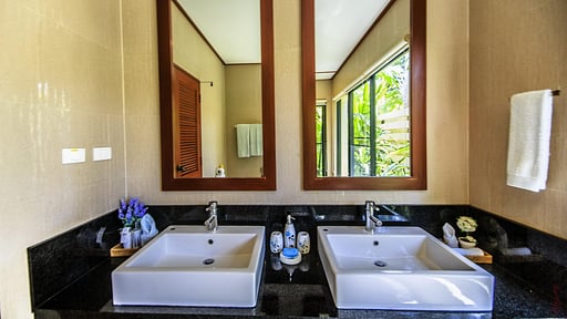 Villa Raas Bedroom 1