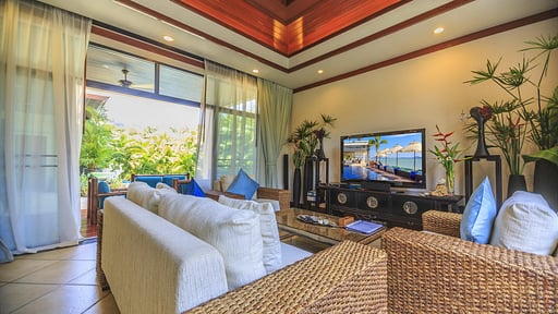 Villa Raas Living room