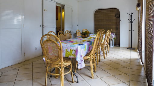 Villa Radani Essecke 2