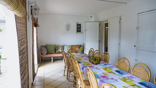 Villa Radani Essecke 2