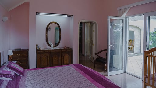 Villa Radani Schlafzimmer 1