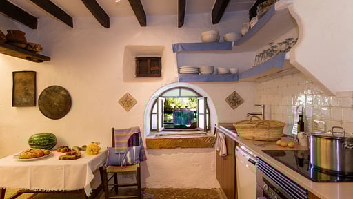 Villa Rafalet Kitchen