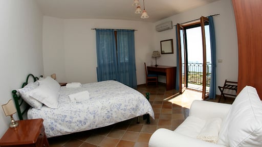 Villa Raffaella Camera da letto 2