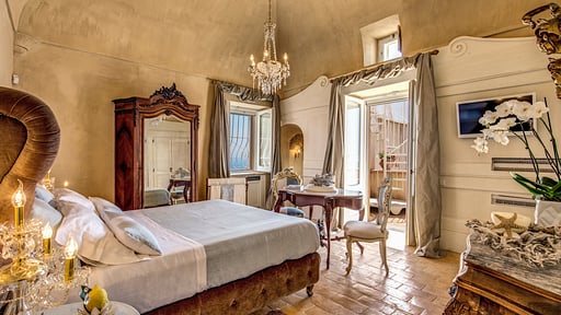 Villa Raffone Schlafzimmer 1