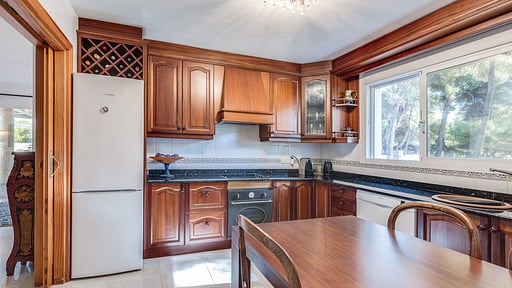 Villa Ran De Mar Кухня