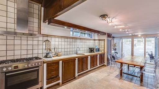 Villa Ran De Mar Кухня