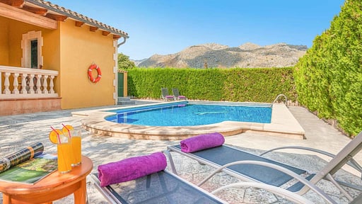 Villa Raquel Бассейн