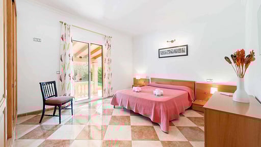 Villa Raquel Спальня 1