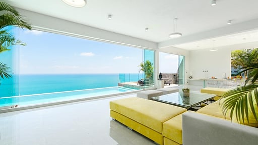 Villa Ray Living room