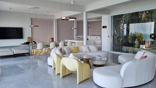 Villa Ray Media room