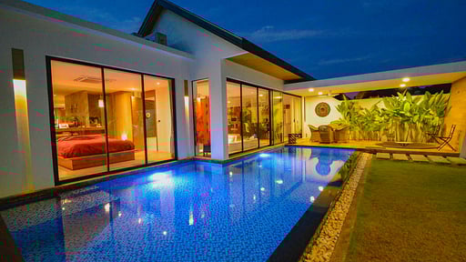 Villa Red Kiss Piscina