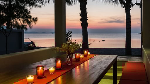 Villa Red Dining area