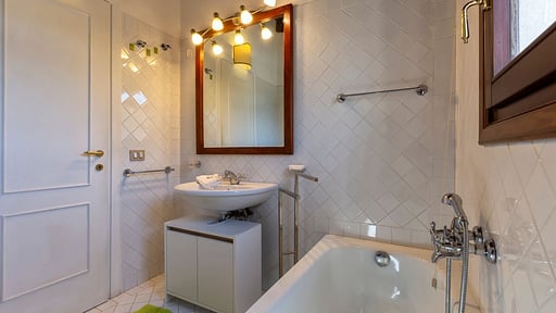 Villa Regina Bedroom 1