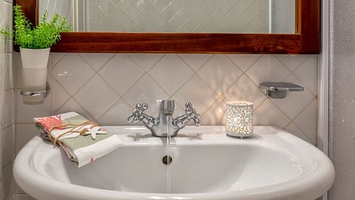 Villa Regina Bedroom 1