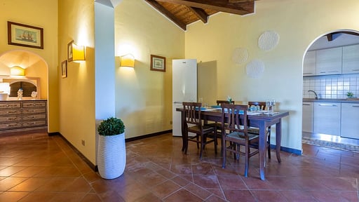 Villa Regina Dining area