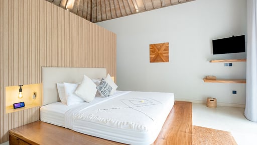 Villa Reina Bedroom 1