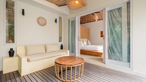 Villa Reina Bedroom 1