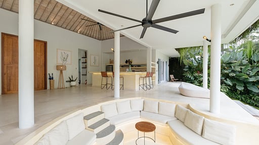 Villa Reina Living room