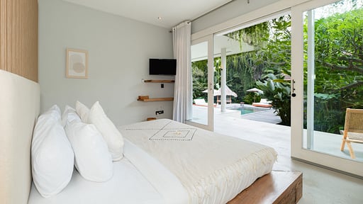 Villa Reina Bedroom 2