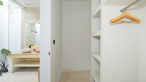 Villa Reina Bedroom 2