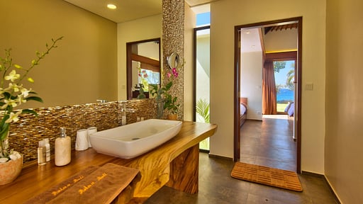 Relax Bali Residence Bedroom 2