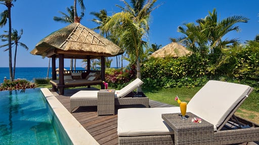 Relax Bali Residence Swimming pool
