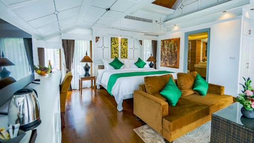 Reuan Thai Villa Bedroom 3