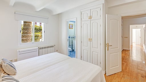 Villa Reveb Bedroom 3