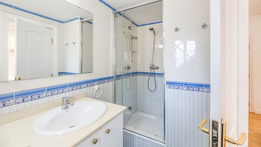 Villa Reveb Bedroom 3