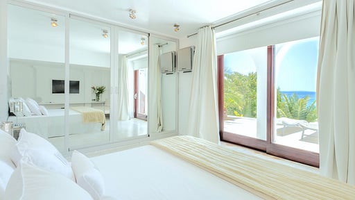 Villa Rica Bedroom 2