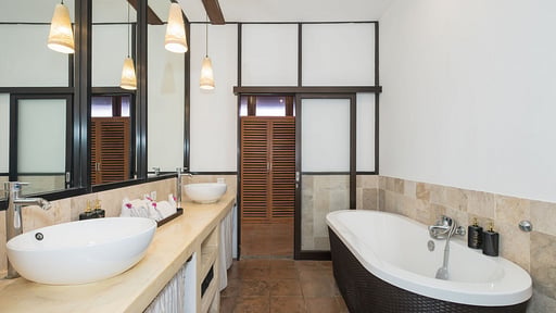 Villa Rinjani Bedroom 1