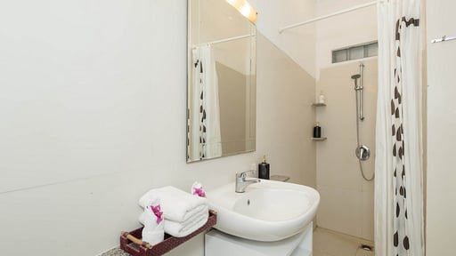 Villa Rinjani Bedroom 4