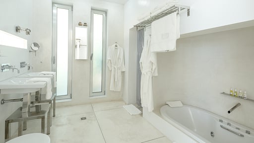 Villa Roca Bedroom 6
