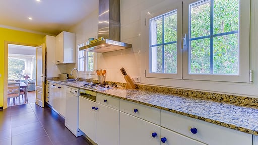 Villa Romana Bonaire Kitchen