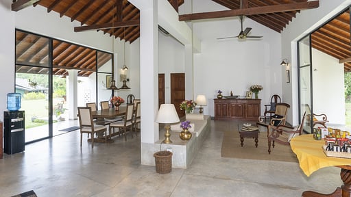 Villa Ronnaduwa Living room 2