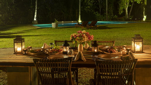 Villa Ronnaduwa Dining area