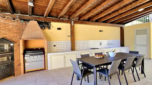 Villa Rosa Maris BBQ equipment