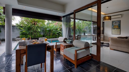 Villa Rosalia Dining area