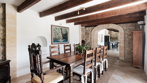 Villa Rosca Dining area