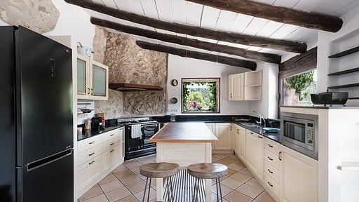 Villa Rosca Kitchen
