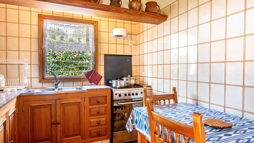 Villa Rose Camee Kitchen