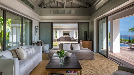 Villa Rose Living room