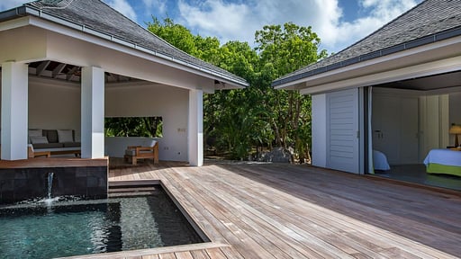 Villa Rose Bedroom 1