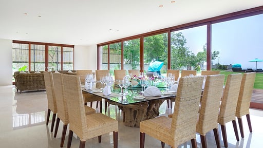 Villa Rose Dining area
