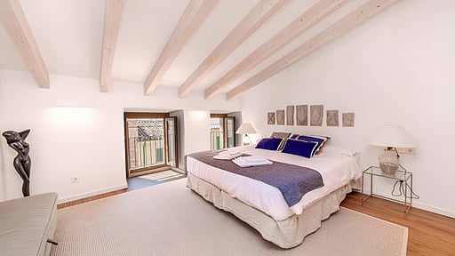 Villa Roser Vell Bedroom 1