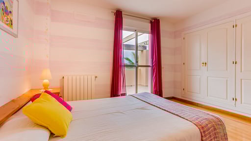 Villa Roser Bedroom 1